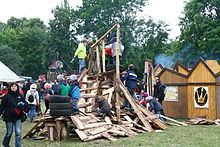 [1] ein Abenteuerspielplatz