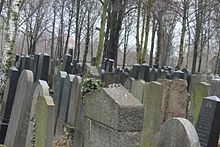 [1] ein jüdischer Friedhof in Berlin