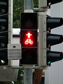 [2] Ampel für Fußgänger und Radfahrer