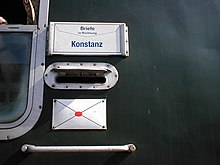 [1] Schlitz eines Briefkastens der Bahnpost