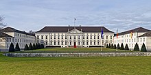 [1] Schloss Bellevue, der Amtssitz des deutschen Bundespräsidenten