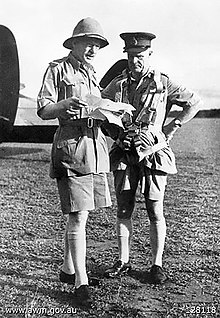 [1] die britischen Offiziere, Brooke-Popham und Wavell in Bermudas
