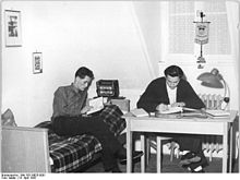 [2] Stube im Internat
