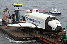 [1] Russische Raumfähre Buran unterwegs auf dem Rhein