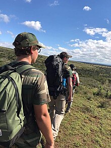 [1] Gruppe beim Wandern