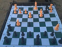 [5] Figuren auf einem Schachbrett