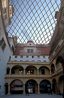 [1] Dresden, Lichthof Residenzschloss mit Glasdach