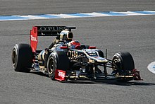 [6] ein Fahrzeug des Formel-1-Teams von Lotus