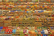 [2] riesige Auswahl im Supermarkt