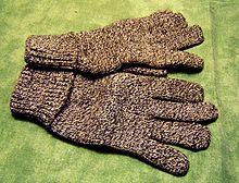 [1] gestrickte Fingerhandschuhe