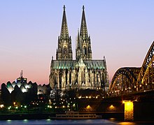 [1] eine Millionenstadt: Köln