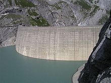 [1] Staumauer des Kraftwerks am Limmerensee/Schweiz