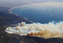 [1] Rauch über einem Waldbrand