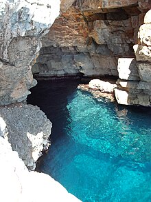 [1] Odysseus’ cave on Mljet, Grotte