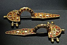 [3] verzierte Fibeln aus dem frühen 5. Jahrhundert