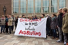 [1] Protestaktion gegen Schließung der Kunst- und Museumsbibliothek Köln