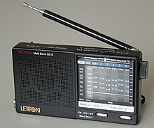 [1] ein Radio