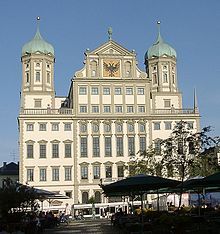 [1] das Rathaus von Augsburg
