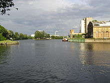 [1] Mündung der Spree (rechts) in die Havel (links)