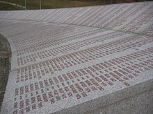 [1] Denkmal für die Opfer des Massakers von Srebrenica