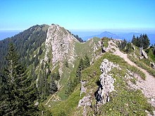[1] Grat im Osten der Nagelfluhkette in den Allgäuer Alpen