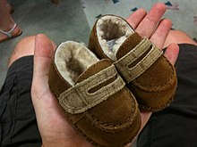 [1] Ugg-Kinderschuhe