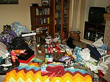 [1] Chaos im Wohnzimmer